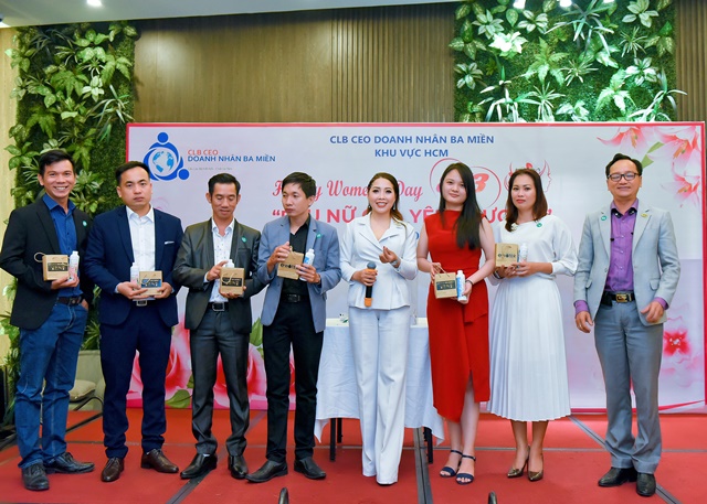 clb-ceo-doanh-nhan-ba-mien-to-chuc-chuong-trinh-happy-womens-day-vanhoadoanhnhan-16