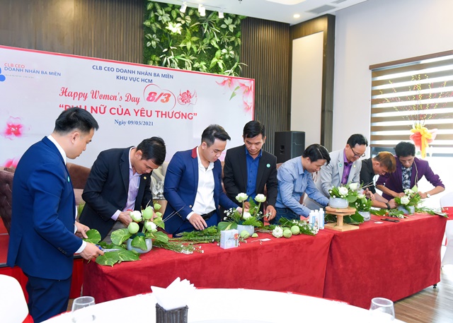 clb-ceo-doanh-nhan-ba-mien-to-chuc-chuong-trinh-happy-womens-day-vanhoadoanhnhan-4