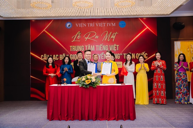 ra-mat-trung-tam-tieng-viet-clb-qgiong-noi-quyen-nangq-toan-quoc-hanh-trinh-gin-giu-va-bao-ve-tieng-viet-vanhoadoanhnhan-1