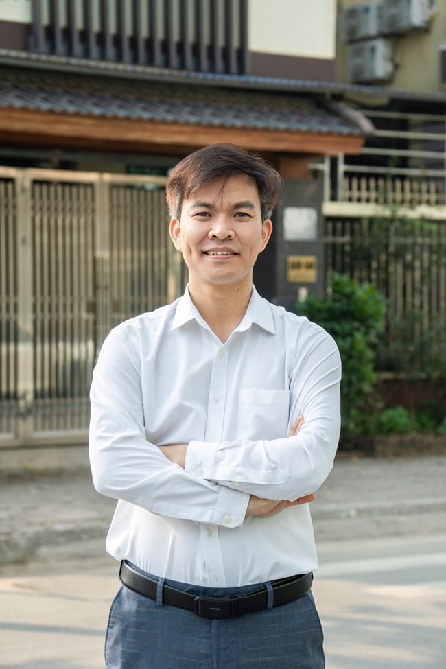 ta-dinh-dinh-chu-tich-he-thong-giao-duc-pt-sun-vanhodoanhnhan1