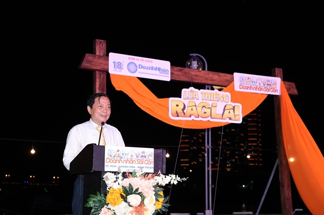 caravan-hanh-khuc-doanh-nhan-sai-gon-2023-vinh-quang-doi-doanh-nhan-vanhoadoanhnhan-7