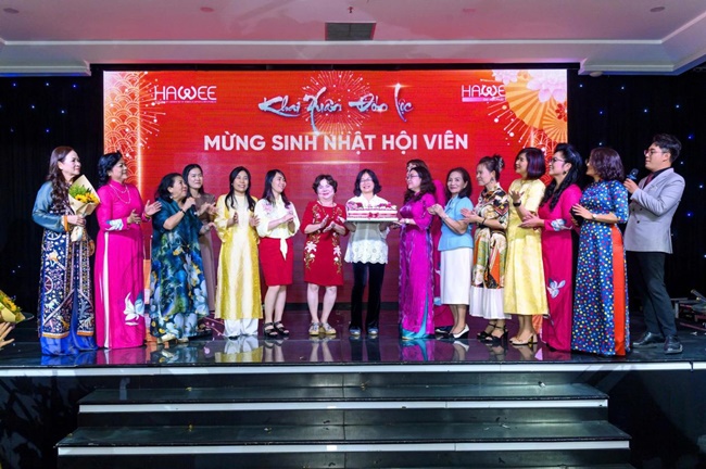 hawee-chi-hoi-phat-trien-khai-xuan-don-loc-2026--viet-tiep-hanh-trinh-tien-phong-va-ket-noi-thinh-vuong-vanhoadoanhnhan-36