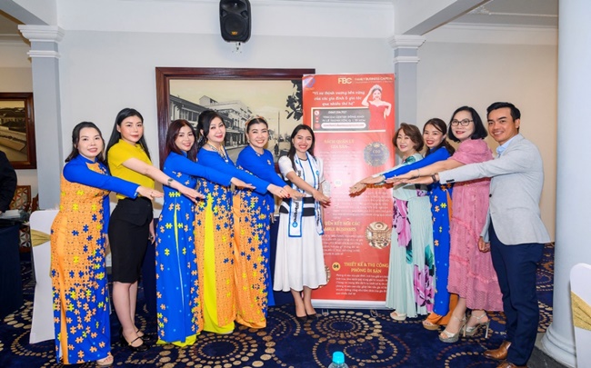 ca-phe-doanh-nhan-ky-2--hoi-tu-tri-thuc-ket-noi-co-hoi-VANHOADOANHNHAN-4