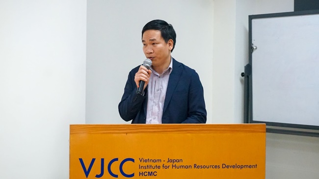 vuong-dao-kinh-doanh-tu-tuong-lanh-dao-khai-sang-cho-doanh-nghiep-tuong-lai-vanhoadoanhnhan5