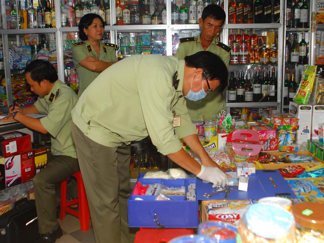bo-tai-chinh-de-nghi-giam-thue-phi-vanhoadoanhnhan