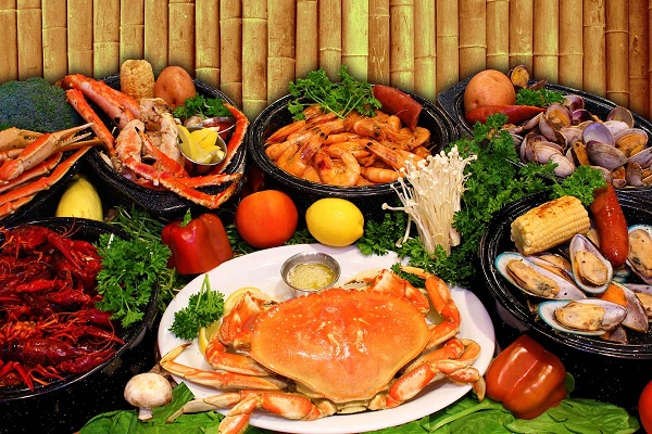 doanh-nhan-ngoc-diep-nha-hang-khoai-6