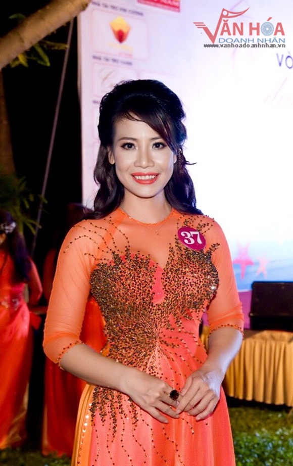 trang-ho-duyen-dang-doanh-nhan-11