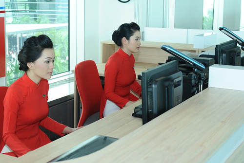 1-nhan-vien-nagn-hang-van-hoa-doanh-nhan