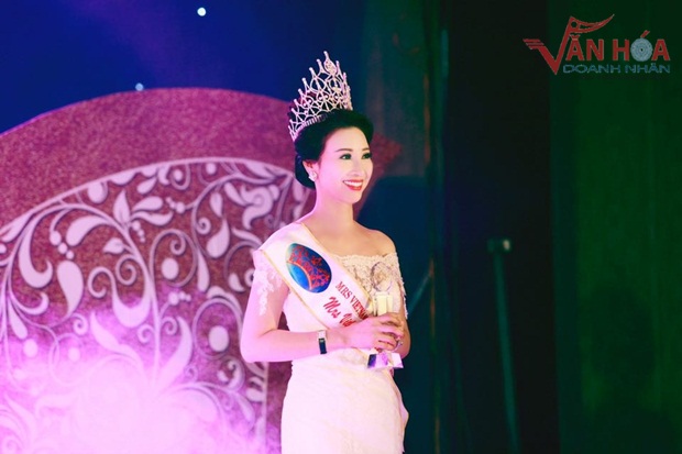 6-hoa-hau-doanh-nhan-vu-thuy-nga-van-hoa-doanh-nhan-1