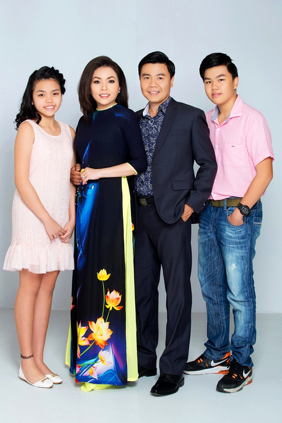gia-dinh-dn-thu-hoa-7