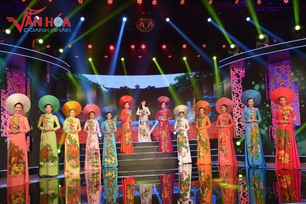 10-sai-gon-dem-thu-bay-van-hoa-doanh-nhan