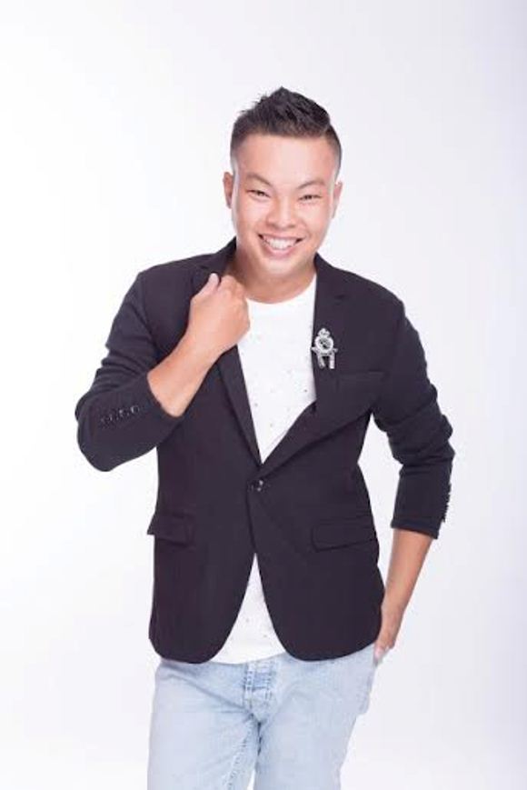 2-thu-linh-abc-entertainmamet