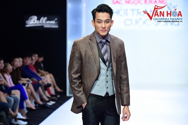 22-sieu-mau-viet-tung-bien-hoa-trong-trang-phuc-bellini-van-hoa-doanh-nhan