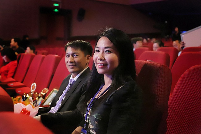 doanh-nhan-nguyen-hoang-anh-nha-quan-ly-tam-tai-asean-2015-06a