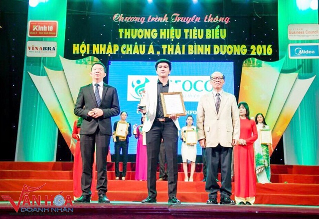 huynh-van-ninh-vinh-du-nhan-danh-hieu-thuong-hieu-hoi-nhap-chau-a-thai-binh-duong-1