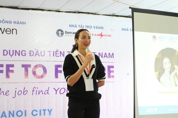 phan-ngoc-diem-kick-off-to-future-vanhoadoanhnhan
