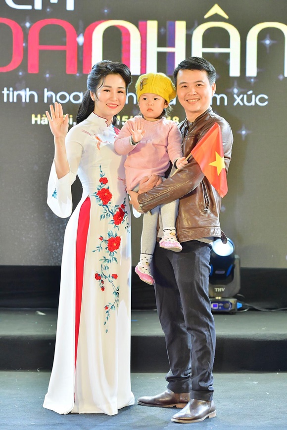 thuy-linh-Gentleman-13